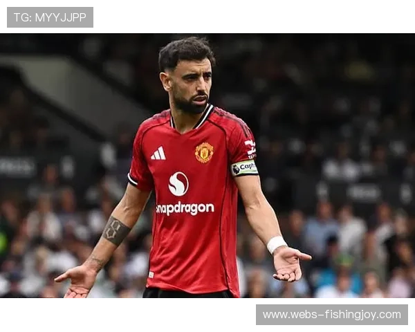 双后腰围剿B费，富勒姆限制曼联进攻组织的战术设计